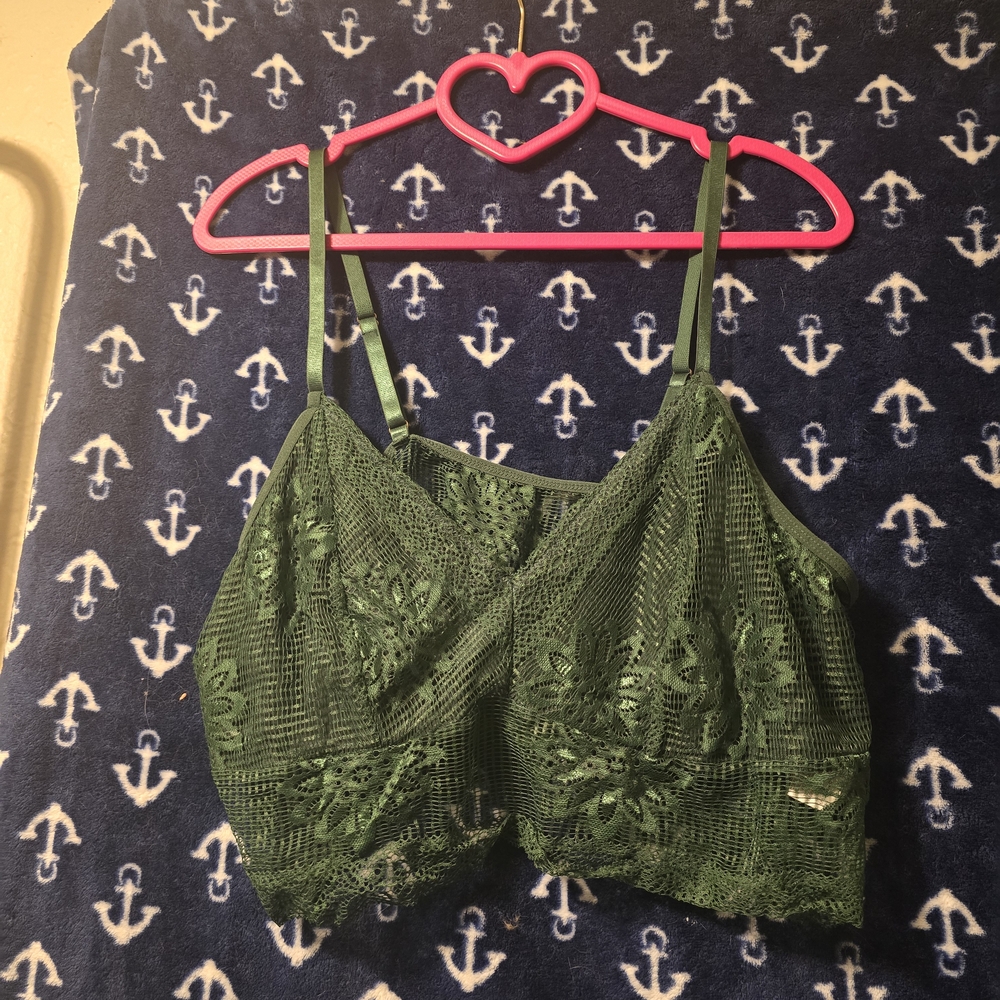 SHEIN Sage Green Lace Bandeau Intimates